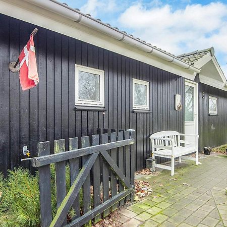 Holiday Home Lyngvej IV Fjerbæk Exterior foto