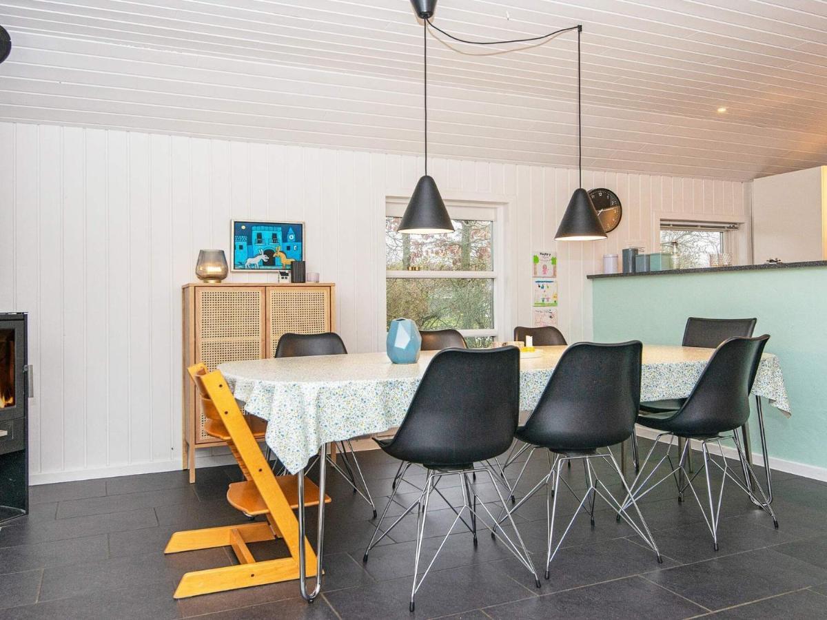 Holiday Home Lyngvej IV Fjerbæk Exterior foto